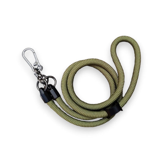 Accesorio El Rey Strap 1.2 M Largo Con Sujetadora New Con Colgador De Llaves Y Audifonos Color Verde Militar DIGITALSHOP