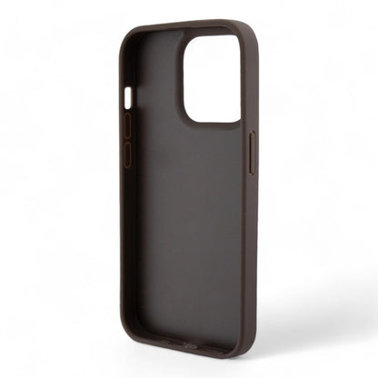 Estuche guess hard case iphone 15 pro pu leather brown hard case metal logo strass crossbody color caf_