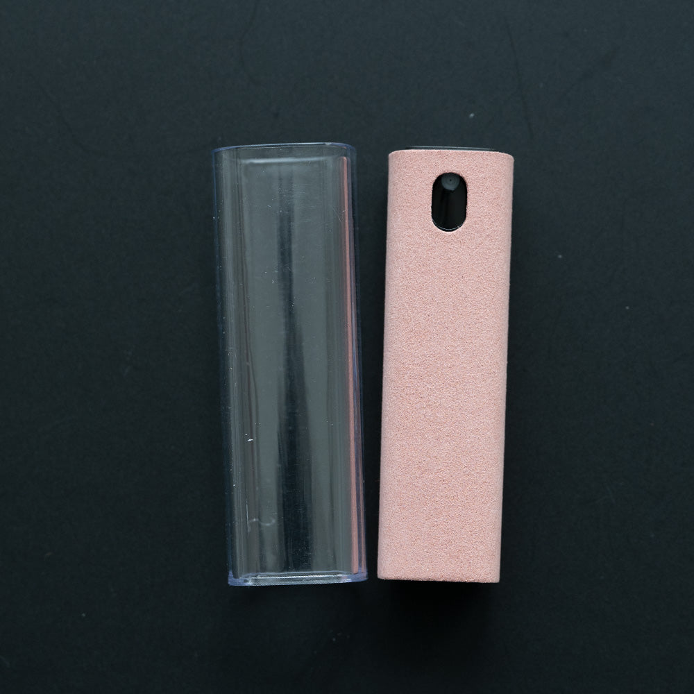 Herramienta generico insumo spray / atomizador con limpiador en el mismo color rosado